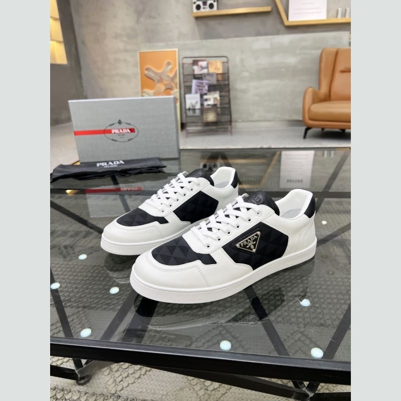 Pra*a sneakers